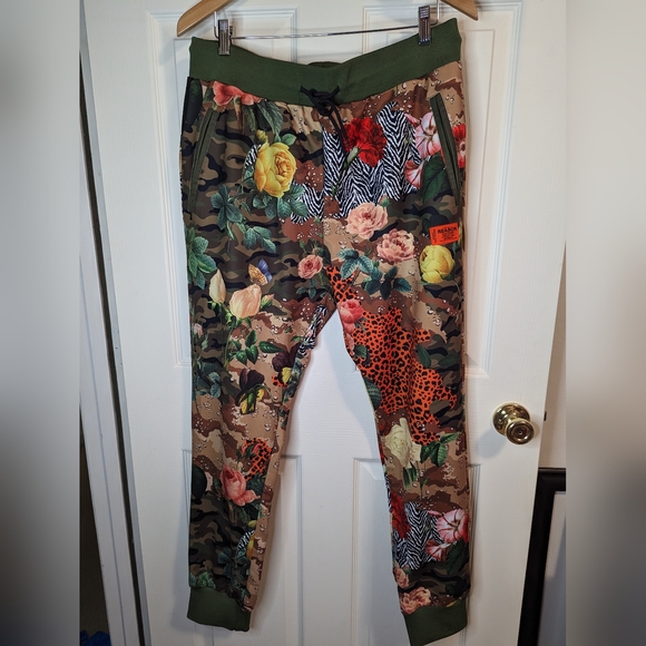 Reason Other - Reason clothing  jogger track pants camo floral animal print size XL